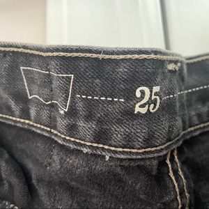 Black Levi’s Denim Shorts